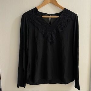Ann Taylor Black Long Sleeve Lace & Sheer Yoke
Blouse - Size Medium- V-Neck Top